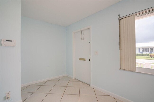 Photo - 2086 SW 12th Ave