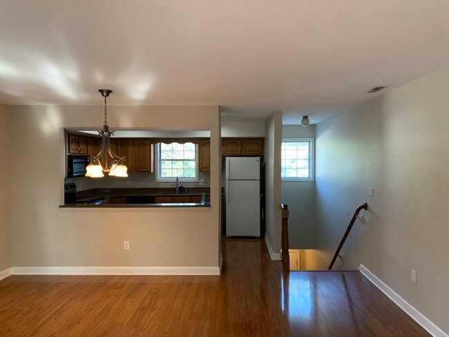 Photo - 1309 Sunfield Dr Unit Sunfield