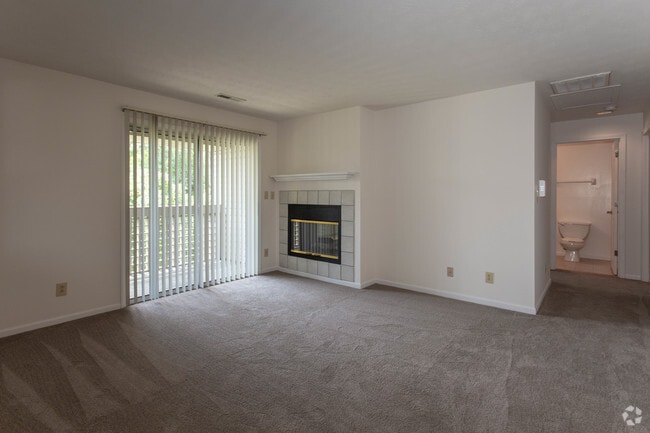 Cambridge II - 1 Bed/ 1 Bath (Upper Floor Apartment)