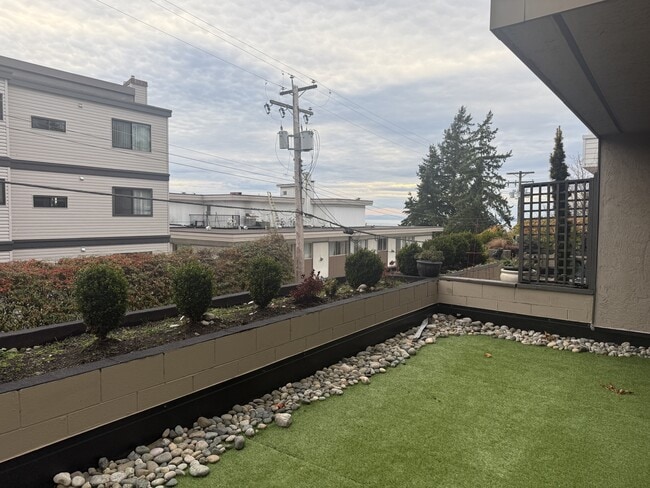 Photo - 1285 Martin St