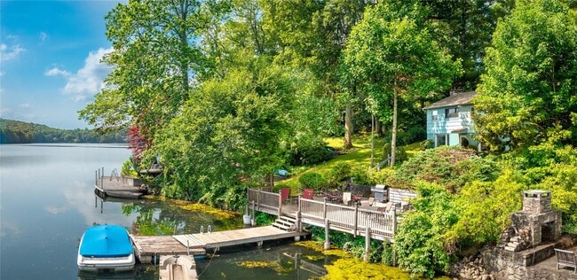 Photo - 24 Crescent Dr