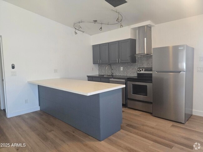 Building Photo - 2333 N 12th St Rental