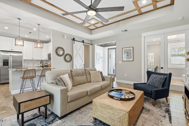 Building Photo - 3554 McComb Ln Unit SI FL1-ID1605277P