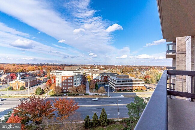 Photo - 3701 S George Mason Dr Unit 1108N