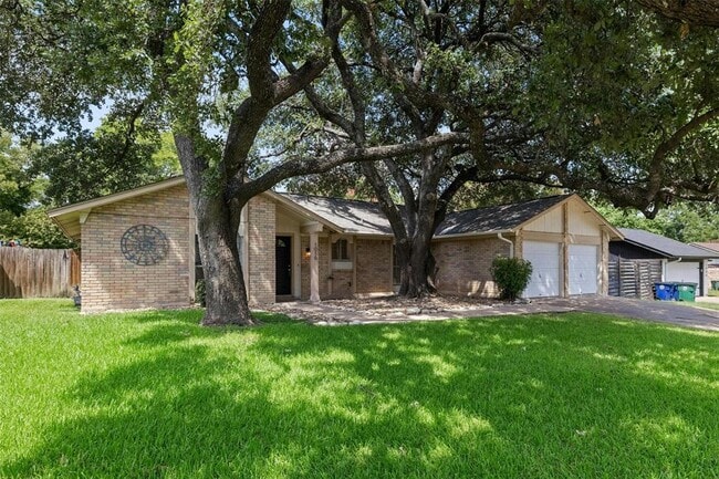 Photo - 1010 Red Cliff Dr