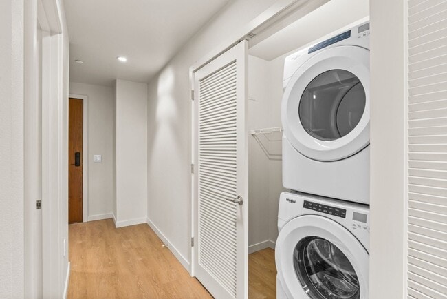 Photo - Portal Eugene