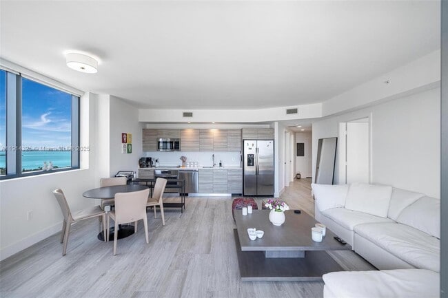 Photo - 121 NE 34th St Unit 2109