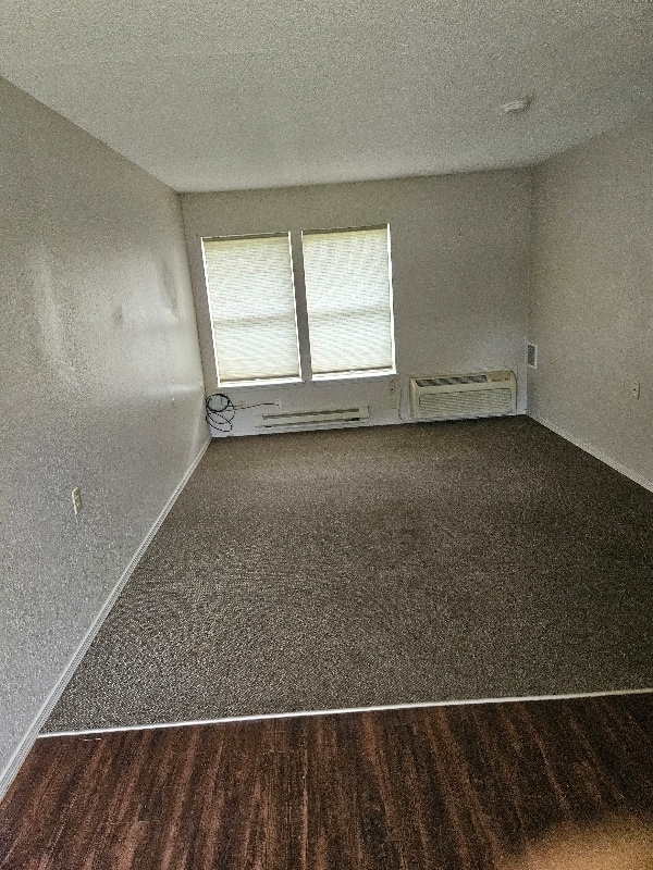 Photo - 314 Hutchinson St Unit a1