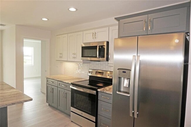 Photo - 345 San Carlos Dr