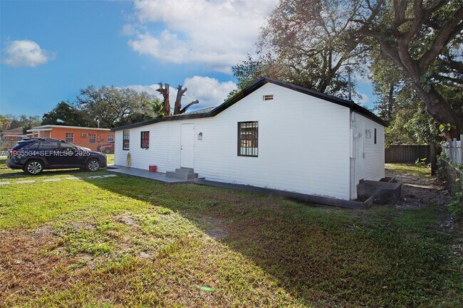 Photo - 1934 NW 92nd St