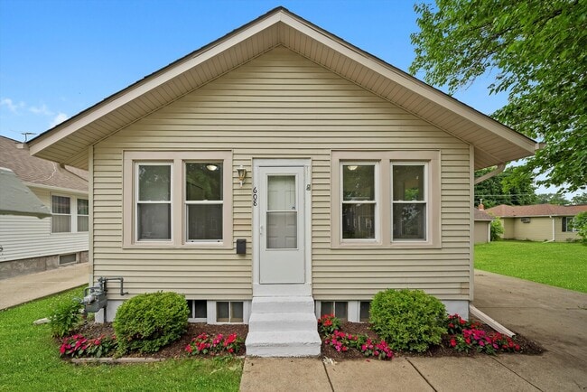 Photo - 608 Glenwood Ave House