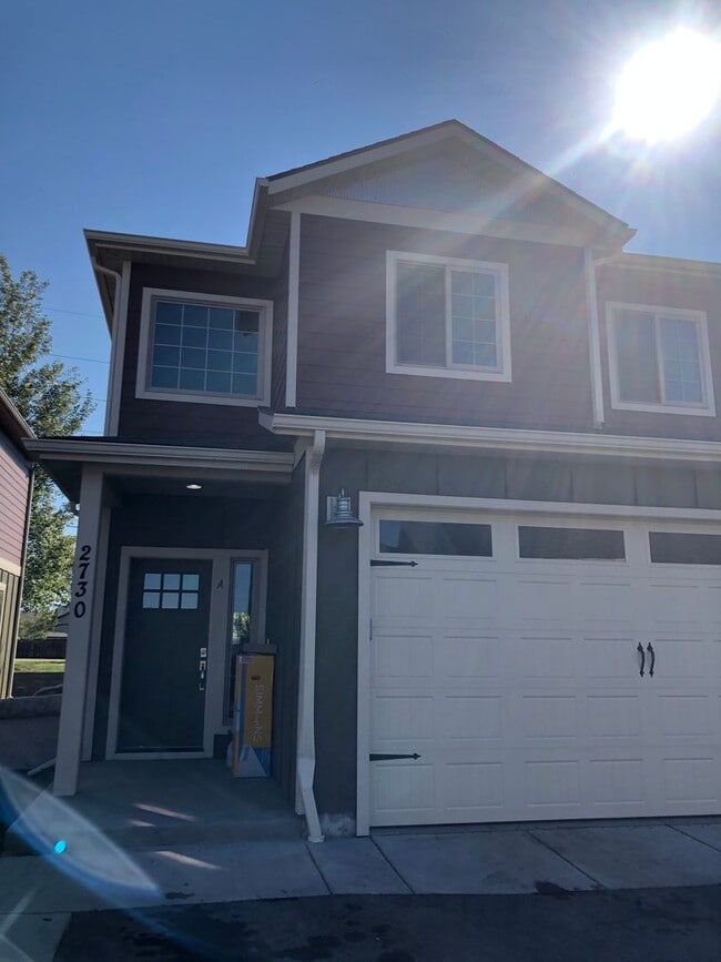 Photo - MOVE IN TODAY Beautiful 3 Bedroom 2 Bathroom Condo