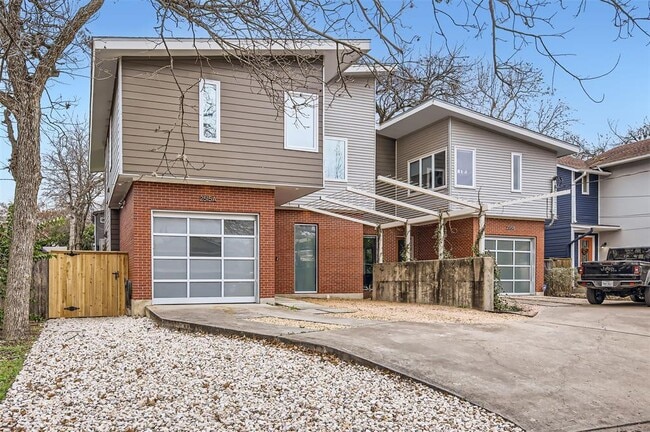 Photo - 2515 Durwood St Unidad A Rental