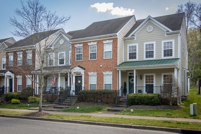 Photo - 7031 Sunnywood Dr