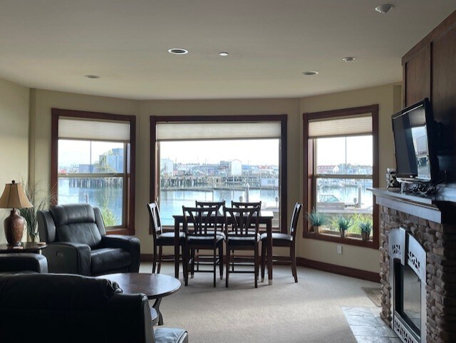 Photo - 743 Neddie Rose Dr