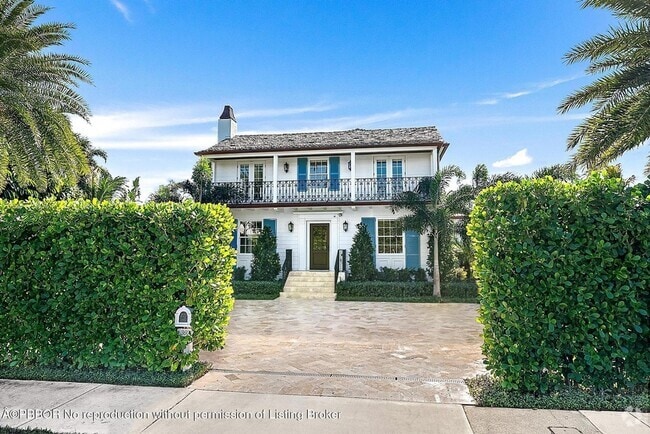 Building Photo - 360 Seaspray Ave Rental