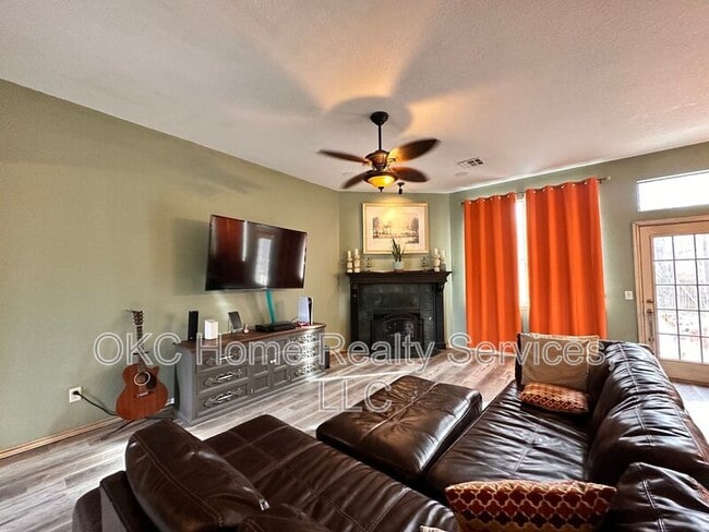 Photo - 10716 NW 31st Terrace