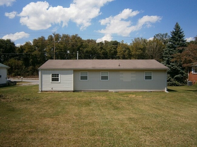 Photo - 1320 Snapps Ferry Rd