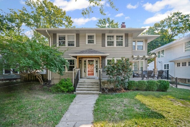 Wonderful Waldo Home! - Wonderful Waldo Home!