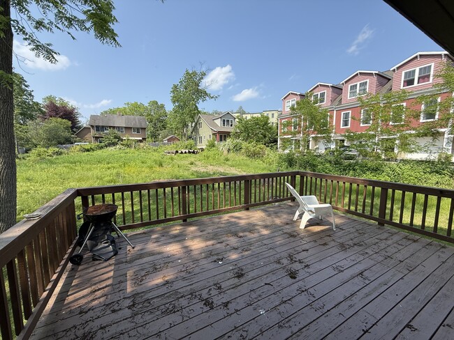 Photo - 410 Worth St