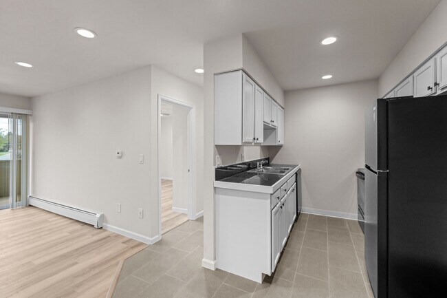 Photo - Newly Renovated Condo!