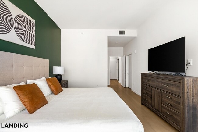 1755 Argyle Ave Unit 1602
