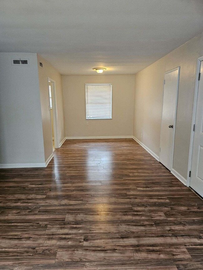 Photo - 1507 Aldrich St NE