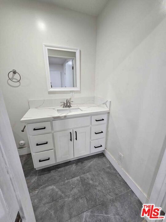 Photo - 14123 Califa St