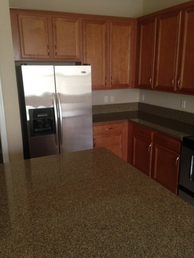 Photo - 5590 53rd Ave