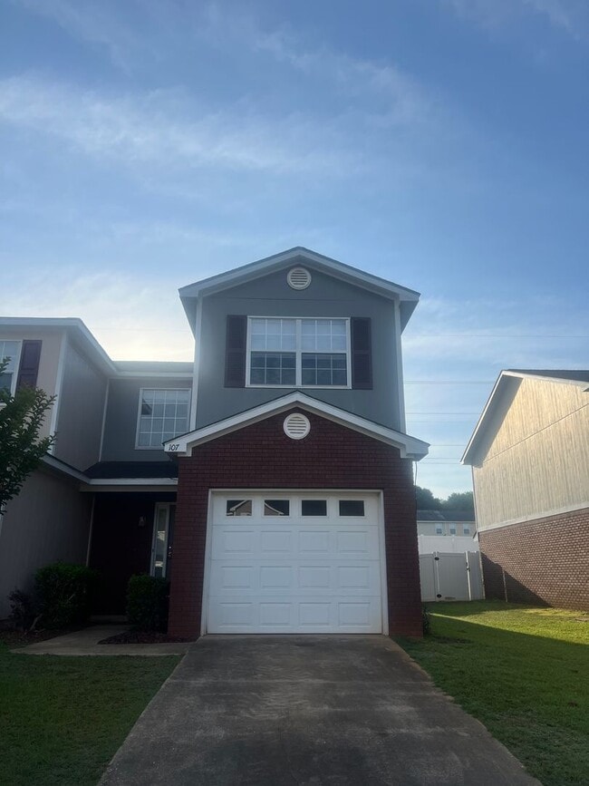 Building Photo - 107 S Spring View Dr