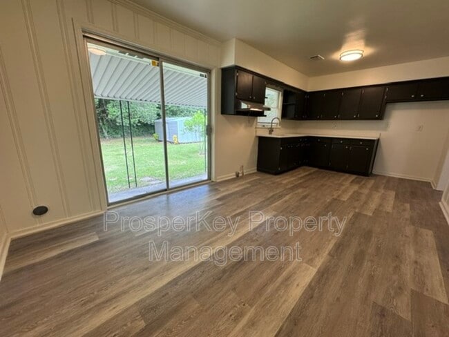 Photo - 2241 Japonica Dr