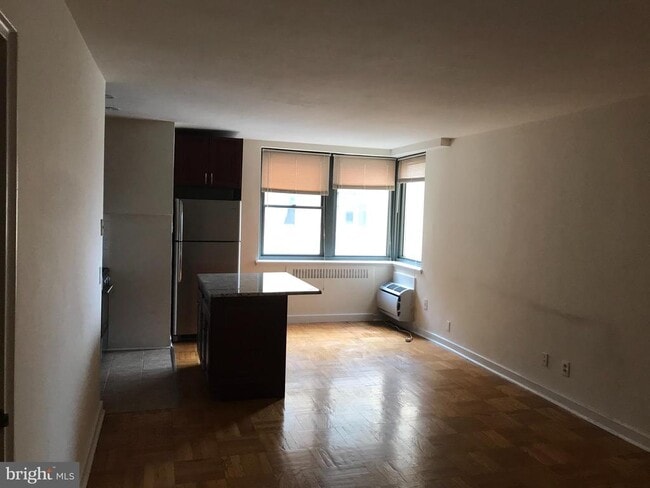 Building Photo - 2601 Pennsylvania Ave Unit 1027 Rental