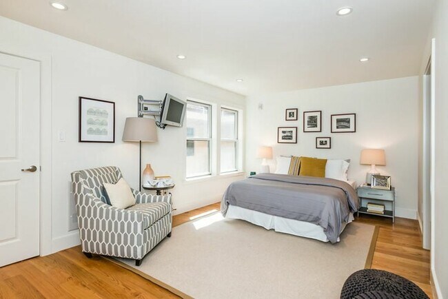 Photo - 1810 Polk St Unit 308