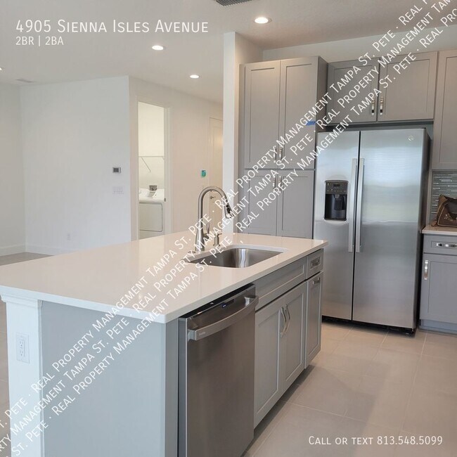 ***LIVE THE RESORT STYLE LIFE*** Rental House Rental in Wimauma, FL