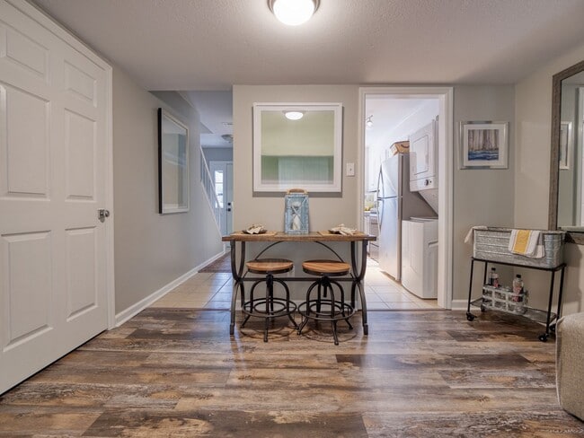 Photo - 2 Bedroom 1.5 Bathroom Townhome Near VSU