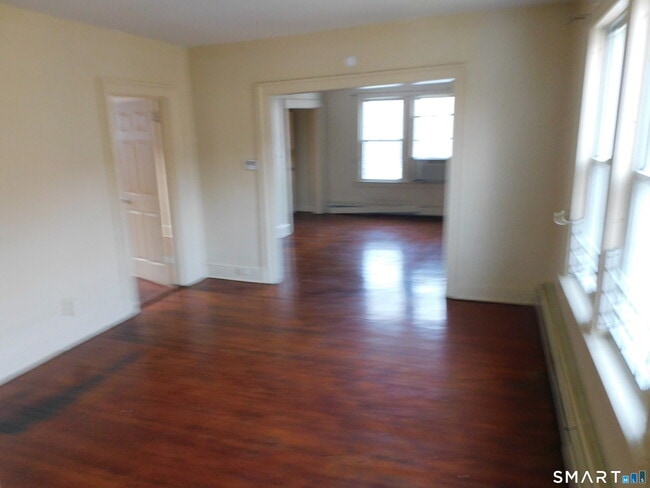 Photo - 293 Westland St