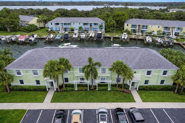 Photo - 5245 Coquina Key Dr SE Unidad D