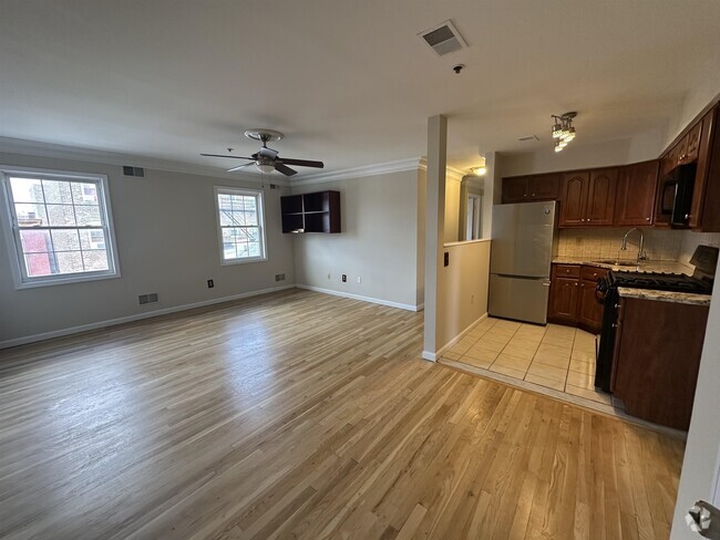 Building Photo - 401 Bergenline Ave Unit 13 Rental