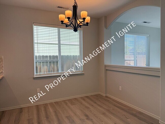 Photo - 3440 SW Newberry Ave House