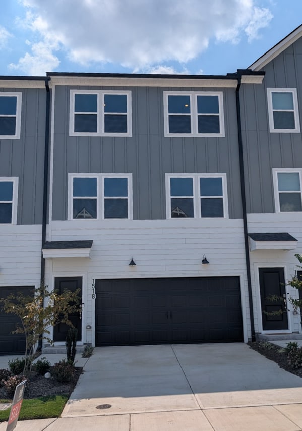 Building Photo - 1518 Tamarisk Ln Rental
