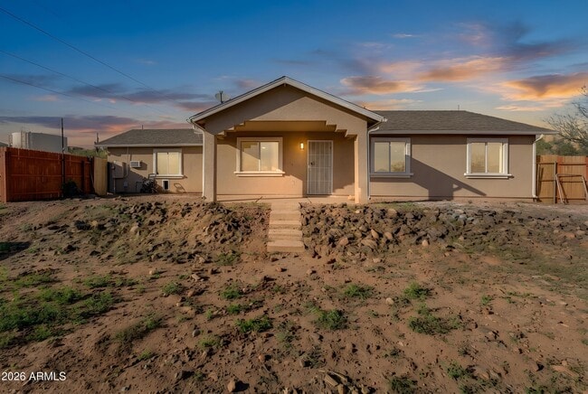 Building Photo - 33665 S Incline Dr