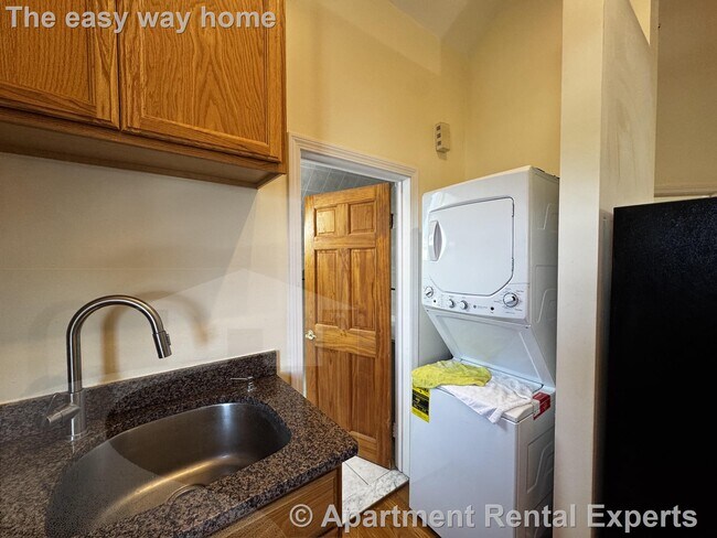 Photo - 30 Hume Ave Unit #3