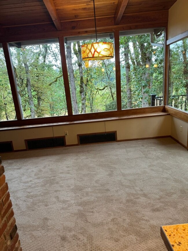 Photo - ALL UTILITIES INCLUDED! ~ 3 Bedroom 1 Bath