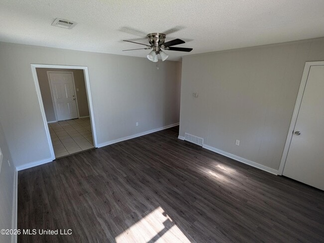 Photo - 7354 Northbrook Dr