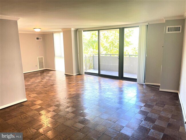 Photo - 4620 N Park Ave Unit 505E