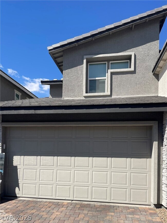 Photo - 702 Cottonwood Hl Pl