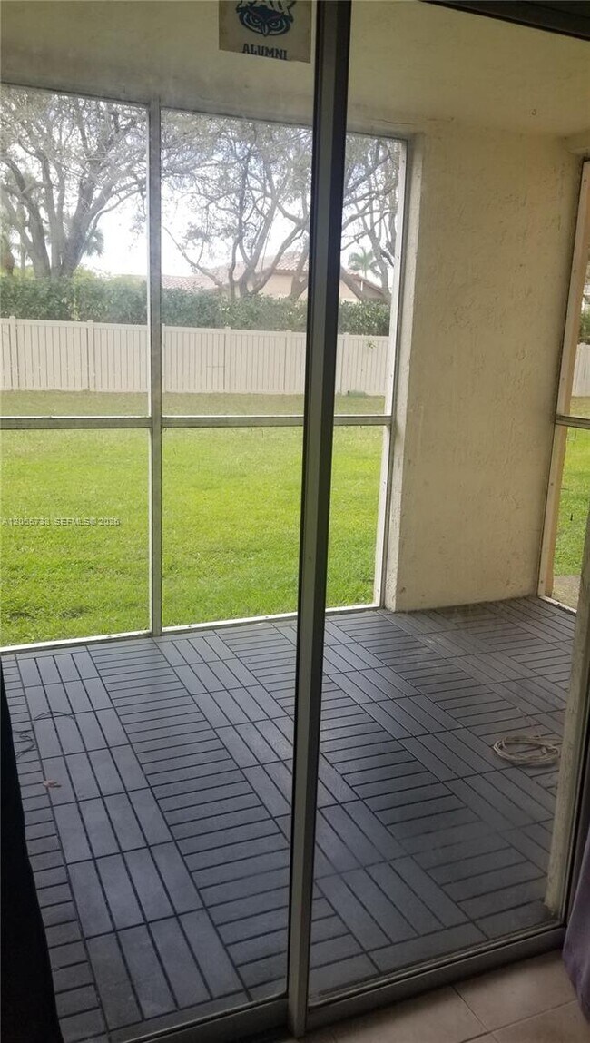 Photo - 9901 Westview Dr Unit 315