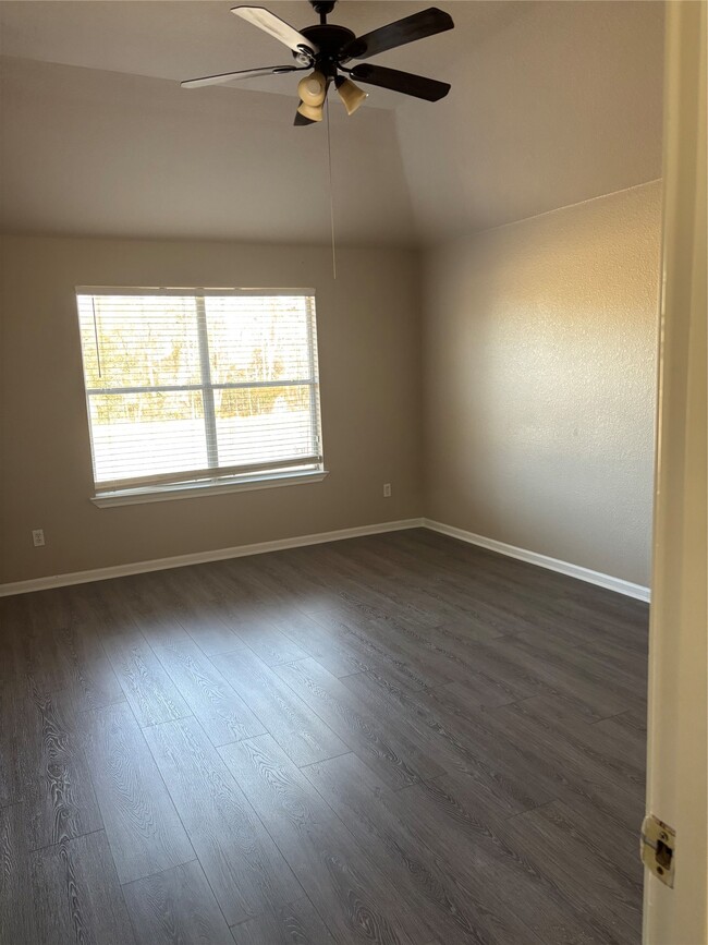 Photo - 16711 Jib Ct