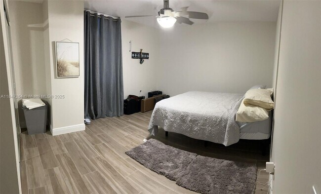 Photo - 800 N Miami Ave Unidad E-405