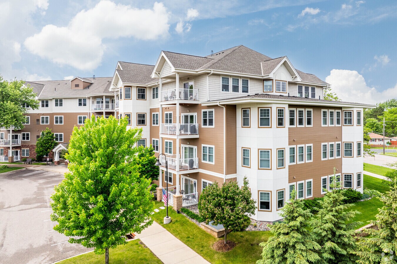 Photo - Applewood Pointe of Bloomington